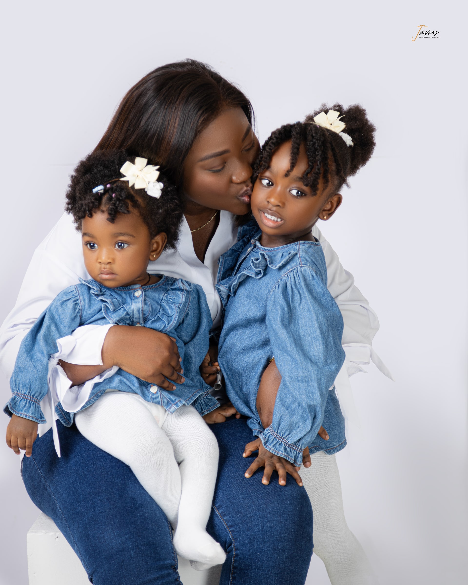 family photography by Javies Photography Studio