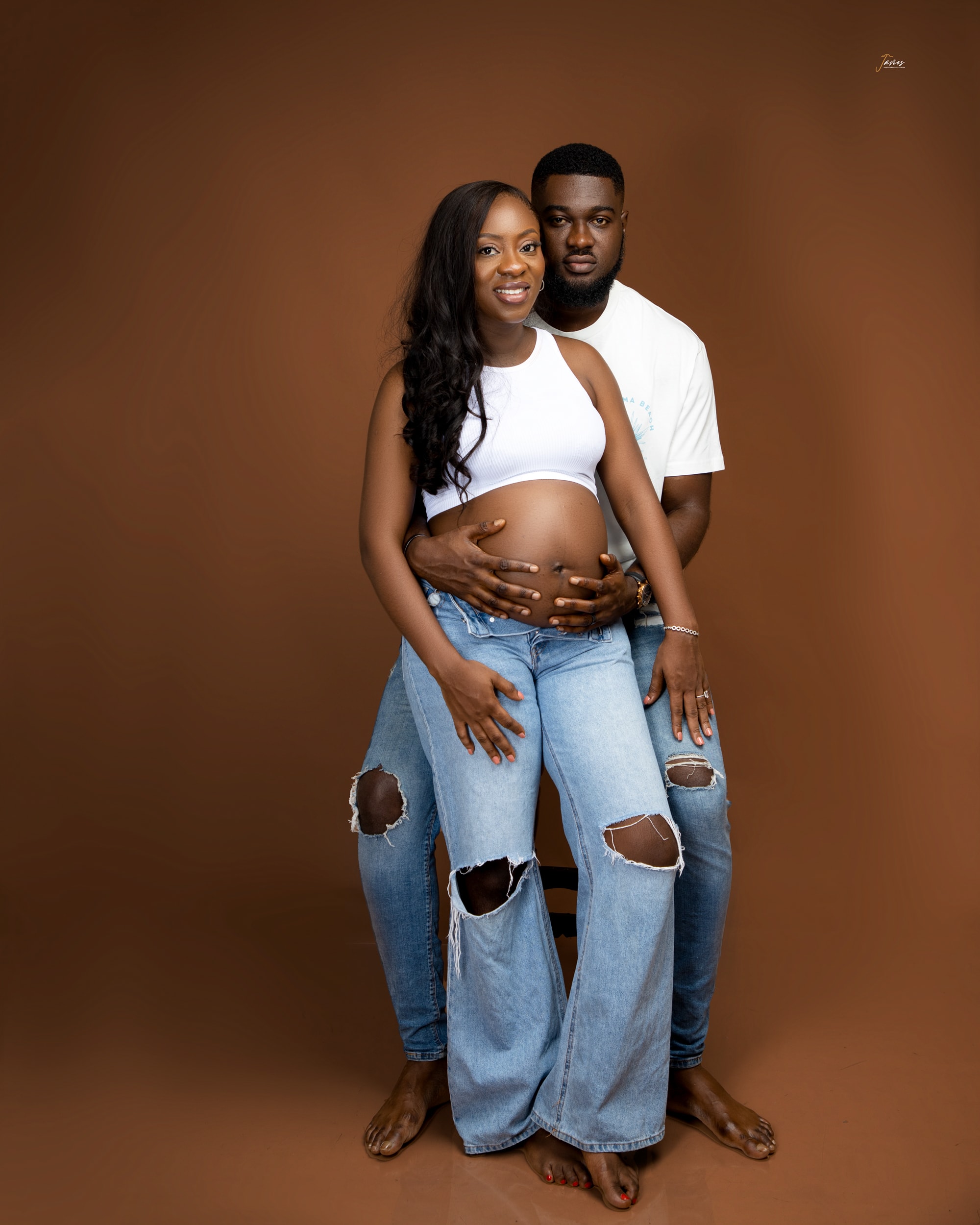 maternity photography by Javies Photography Studio